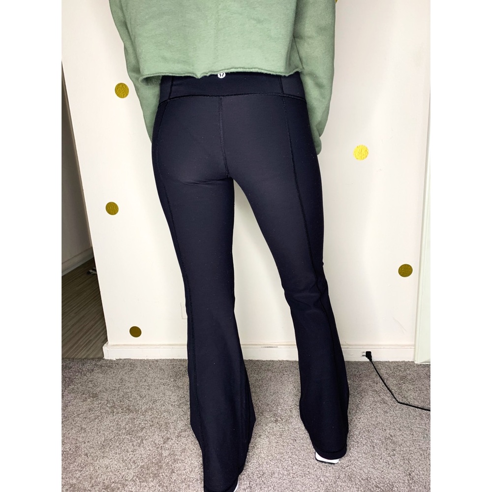 Lululemon yoga pants